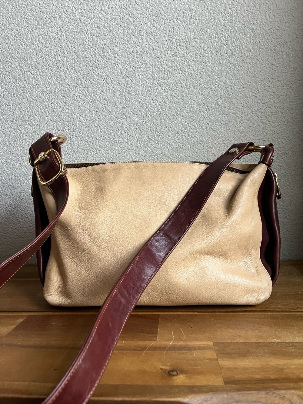 Gorgeous VINTAGE Marino Orlandi made in Italy - Genuine Italian Leather